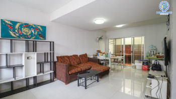 *****ทาวน์เฮ้าส์มือสองย่านวัชรพล! ม.เดอะคอนเน็ค20 วัชรพล-เพิ่มสิน ฟังก์ชันพร้อม 3 ห้องนอน 2 ห้องน้ำ จอดรถได้ 1 คัน เนื้อที่กว้าง 21 ตร.ว. บ้านสวยพร้อมเข้าอยู่ บนทำเลเชื่อมต่อถนนเพิ่มสิน ถนนสุขภิบาล5 ถนนสายไหม เข้าเมืองให้เป็นเรื่องง่ายดาย ใกล้ถนนสุขภิบาล5 และใกล้ทางด่วน ฉลองรัช